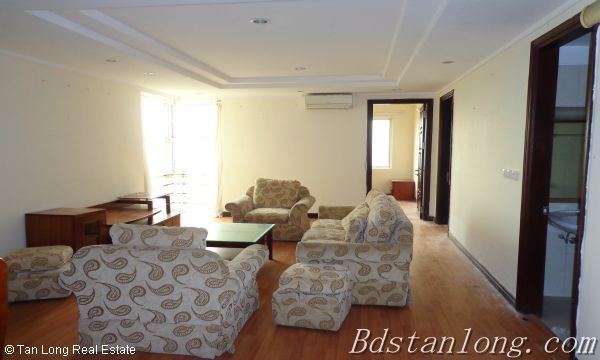 Apartamento de 3 dormitorios en Bac Tu Liem, Vietnam No. 6524