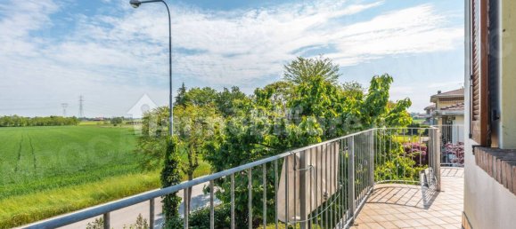 2 bedrooms Apartment in Collecchio, Italy No. 333337 13