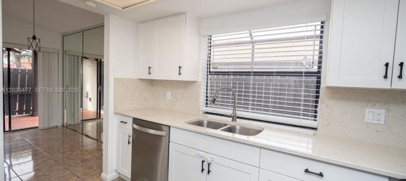 2 dormitorios propiedad comercial en venta en Miami, Miami-Dade, Florida, USA № 615034 25