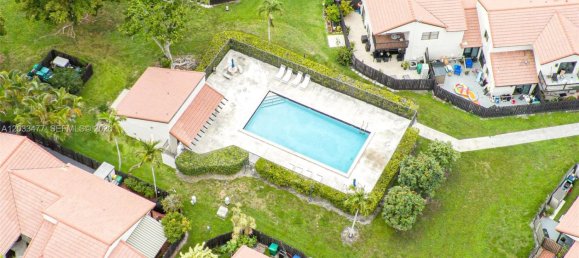 2 dormitorios propiedad comercial en venta en Miami, Miami-Dade, Florida, USA № 615034 4