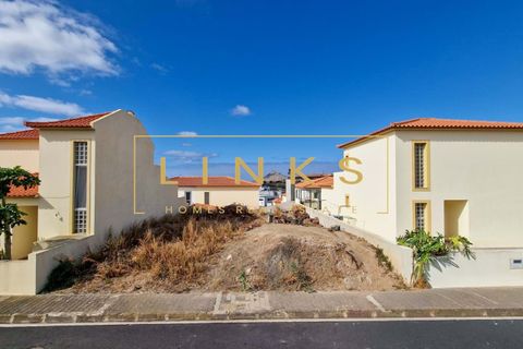 Terrain à Porto Santo, Portugal No. 303712