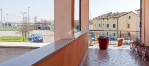 2 bedrooms Apartment in Treviglio, Italy No. 60078 9