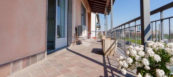 2 bedrooms Apartment in Treviglio, Italy No. 60078 14