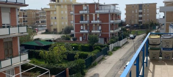 3 rooms Apartment in Latina, Italy No. 218741 3