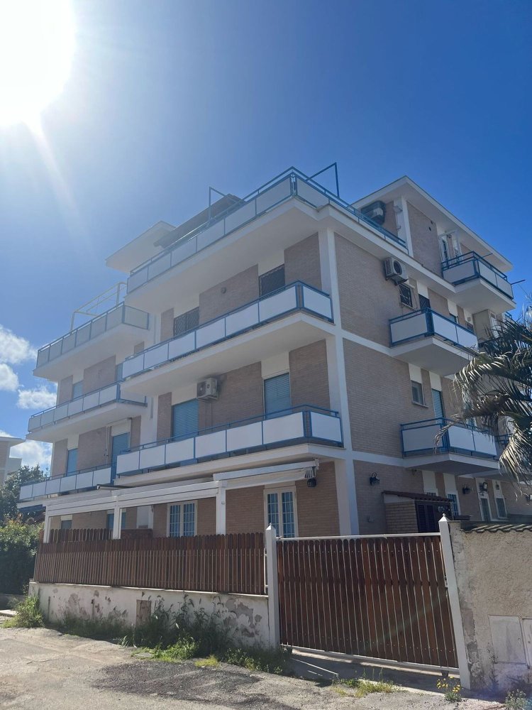 3 rooms Apartment in Latina, Italy No. 218741