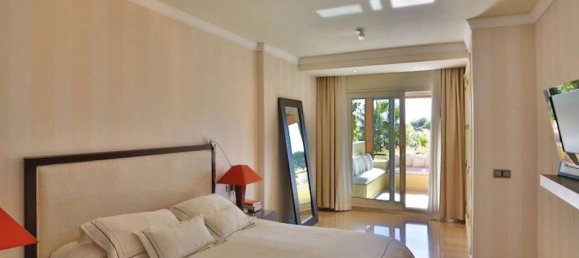 3 bedrooms Apartment in Marbella, Spain No. 136498 6