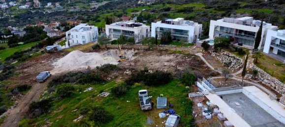 3 Schlafzimmer Gewerbliche Immobilie in Agios Tychonas, Cyprus, Nr. 6225 6