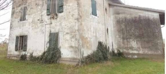 4 bedrooms House in Busseto, Italy No. 302535 2