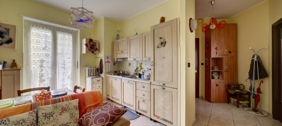 1 chambre Appartement à Turin, Italy No. 266802 6