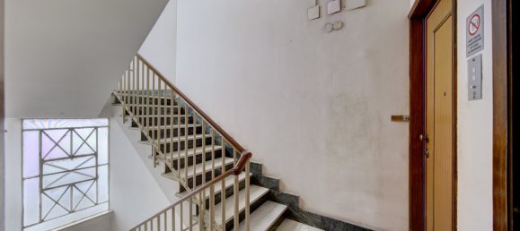 1 chambre Appartement à Turin, Italy No. 266802 3