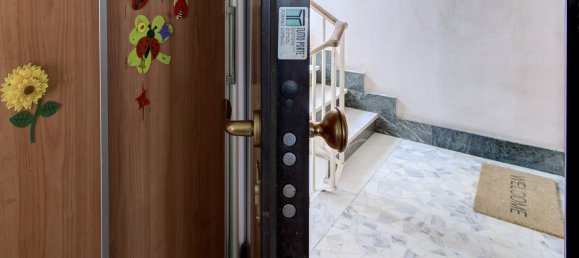 1 chambre Appartement à Turin, Italy No. 266802 4