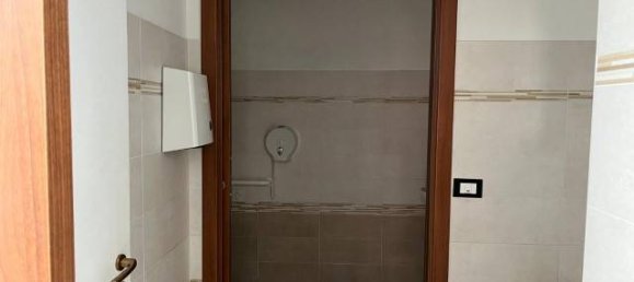 Gewerbliche Immobilie in Diano Marina, Italy 150m², Nr. 108163 4