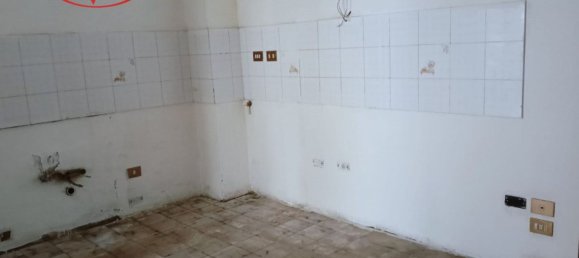 5 rooms Apartment in Montevarchi, Italy No. 160938 16
