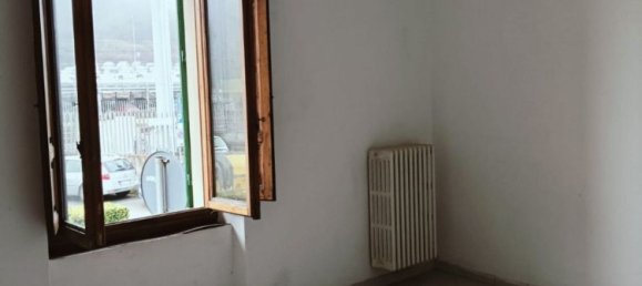 5 rooms Apartment in Montevarchi, Italy No. 160938 21