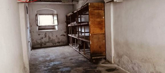 5 rooms Apartment in Montevarchi, Italy No. 160938 25