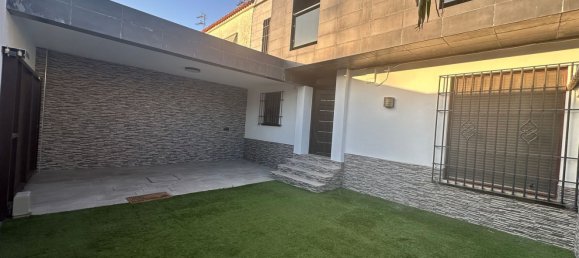 3 bedrooms House in Andalusia, Spain No. 144430 3