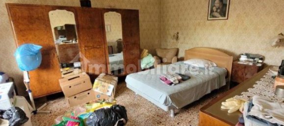 4 bedrooms Villa in Ravenna, Italy No. 380453 8