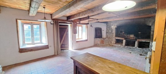 Casa de 3 dormitorios en Ambert, France No. 316561 4