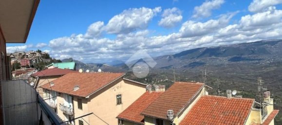 3-salle Appartement à Bellegra, Italy No. 236312 2