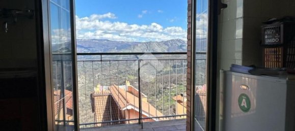 3-salle Appartement à Bellegra, Italy No. 236312 11