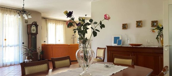 Villa de 3 dormitorios en Teramo, Italy No. 69210 13