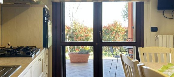 Villa de 3 dormitorios en Teramo, Italy No. 69210 17