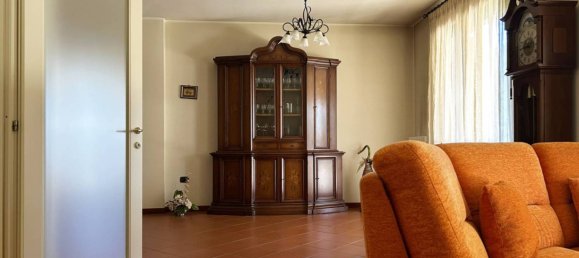 Villa de 3 dormitorios en Teramo, Italy No. 69210 8