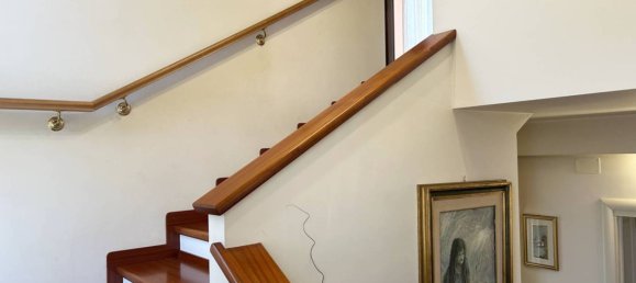 Villa de 3 dormitorios en Teramo, Italy No. 69210 23