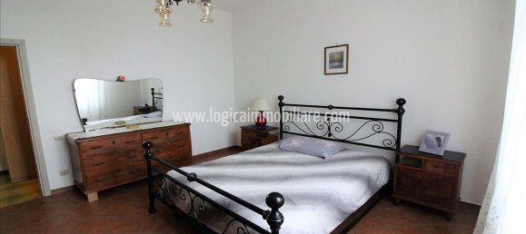 7 rooms Apartment in Montepulciano, Italy No. 121163 9
