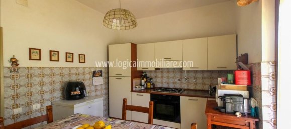 7 rooms Apartment in Montepulciano, Italy No. 121163 5