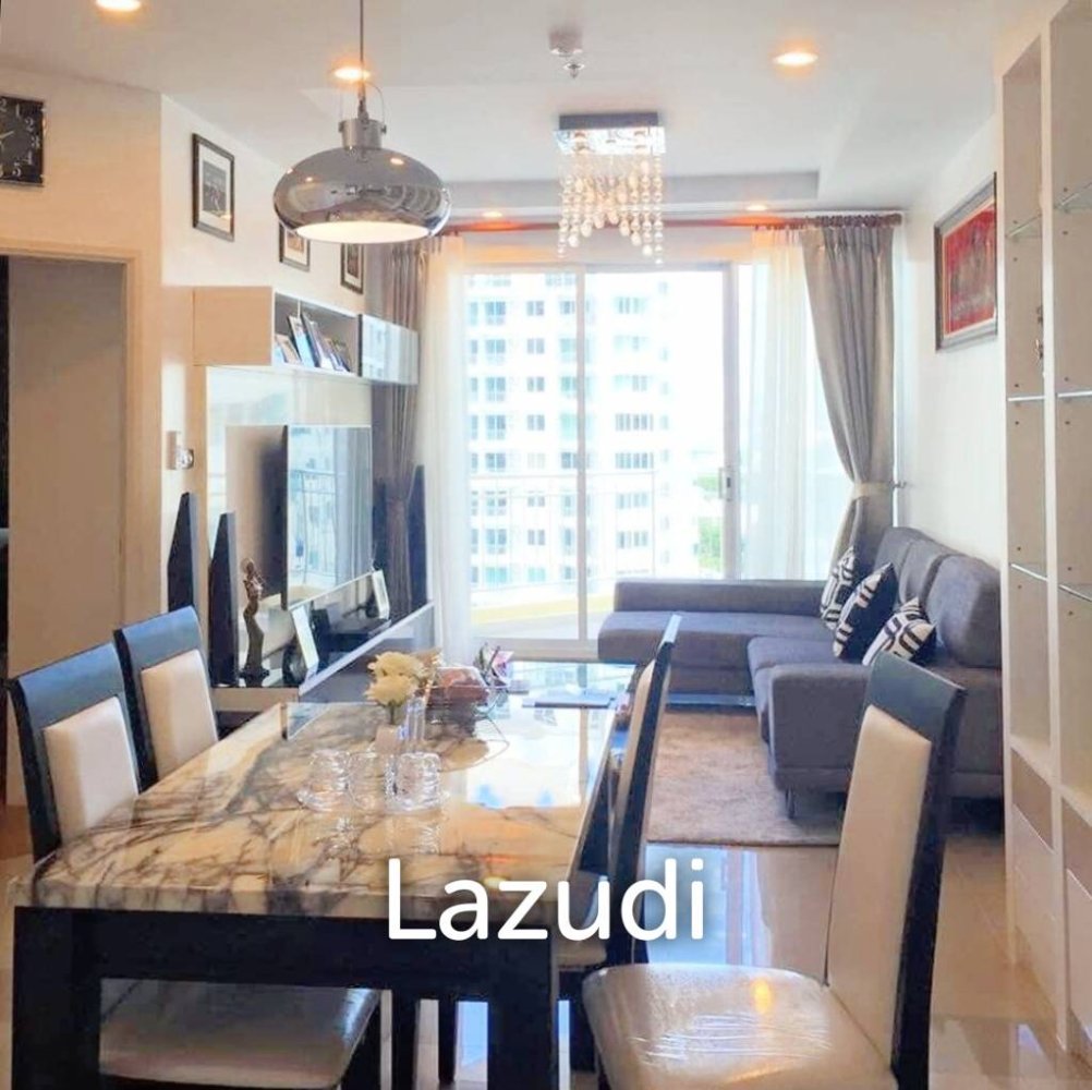 2 bedrooms Condo in Huai Khwang, Thailand No. 14821
