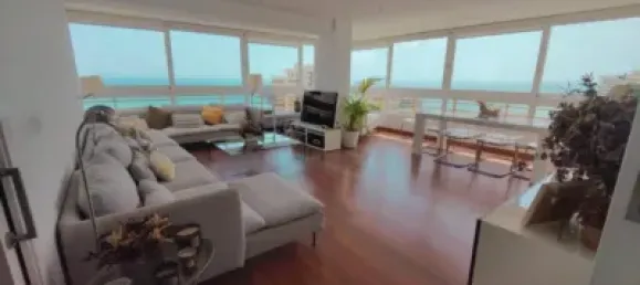 Квартира с 4 спальнями в Аликанте, Испания № 133505 3