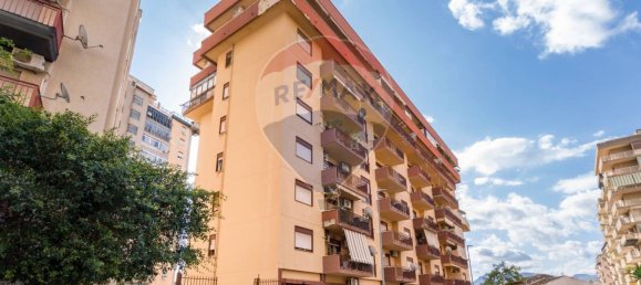 1-Zimmer Gewerbliche Immobilie in Palermo, Italy, Nr. 45088 38