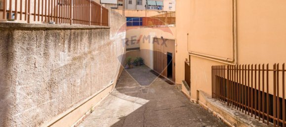 1-Zimmer Gewerbliche Immobilie in Palermo, Italy, Nr. 45088 4