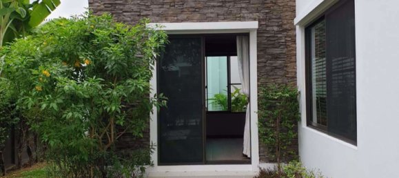 Casa de 3 dormitorios en Bang Na, Thailand No. 10142 13