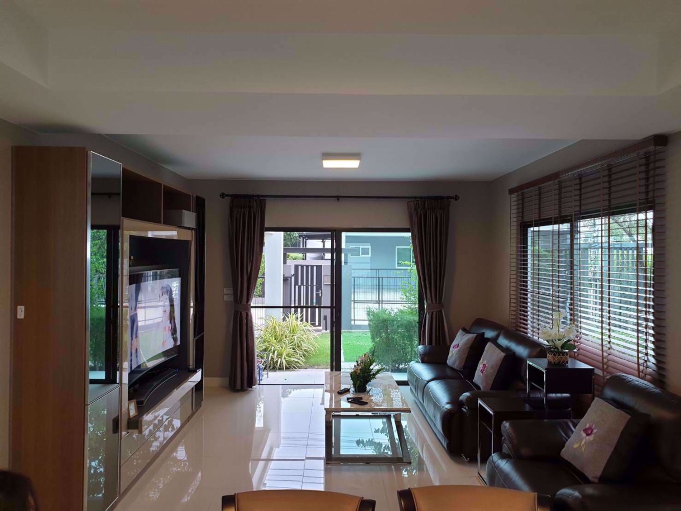 Casa de 3 dormitorios en Bang Na, Thailand No. 10142