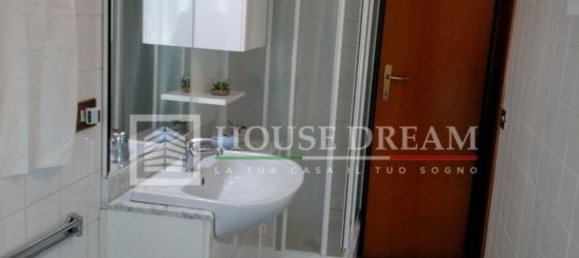 2 bedrooms Apartment in Rome, Italy No. 338012 9