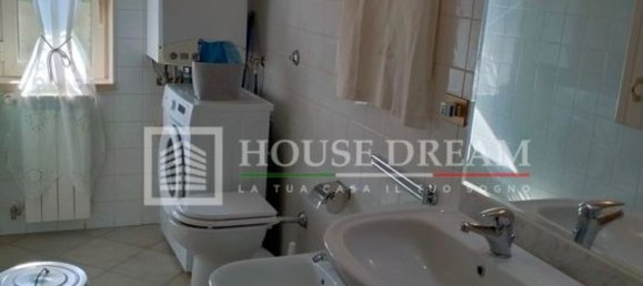 2 bedrooms Apartment in Rome, Italy No. 338012 10