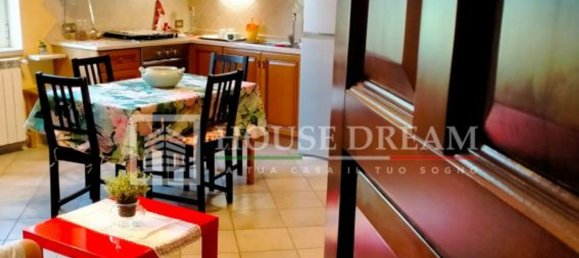 2 bedrooms Apartment in Rome, Italy No. 338012 4