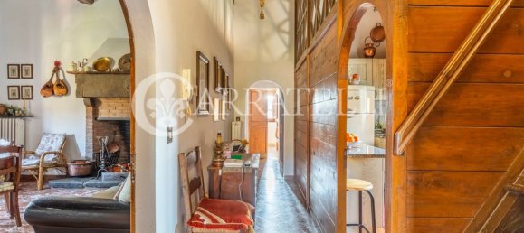 4 bedrooms House in Cortona, Italy No. 84273 13