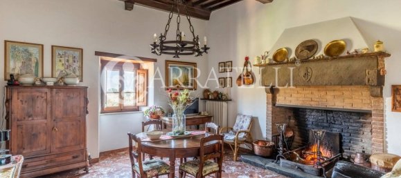 4 bedrooms House in Cortona, Italy No. 84273 10