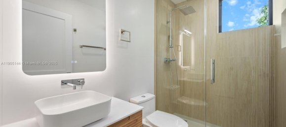 4 bedrooms Villa for sale in Miami, Miami-Dade, Florida, USA № 614193 23
