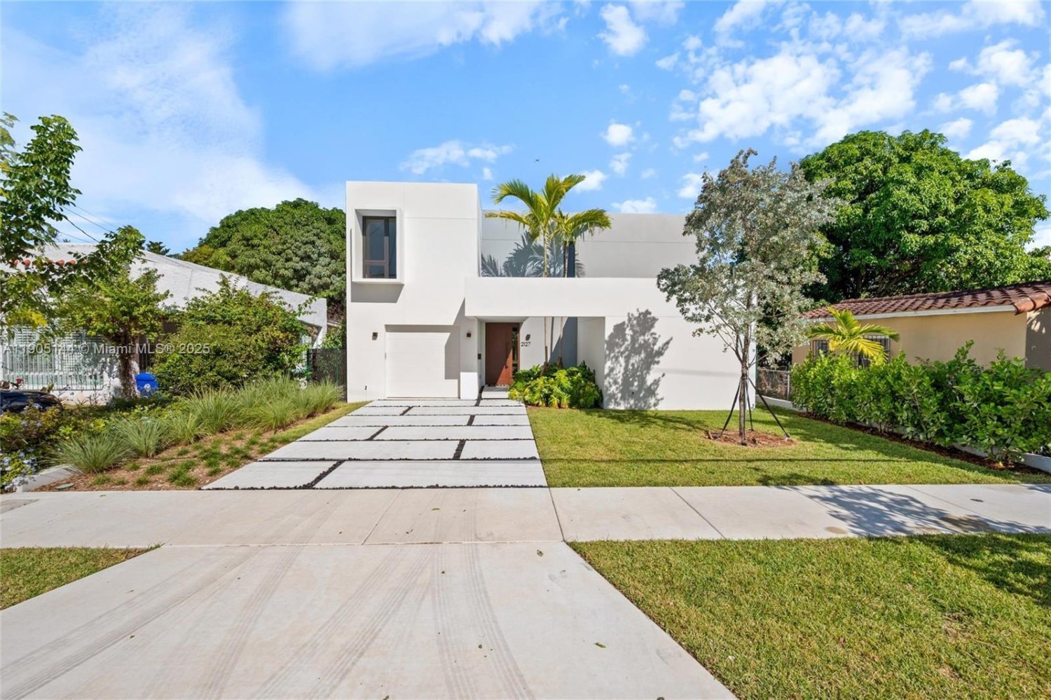 4 bedrooms Villa for sale in Miami, Miami-Dade, Florida, USA № 614193