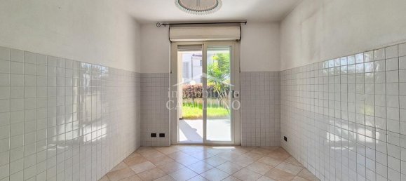 3-salle Appartement à Sanremo, Italy No. 265726 9