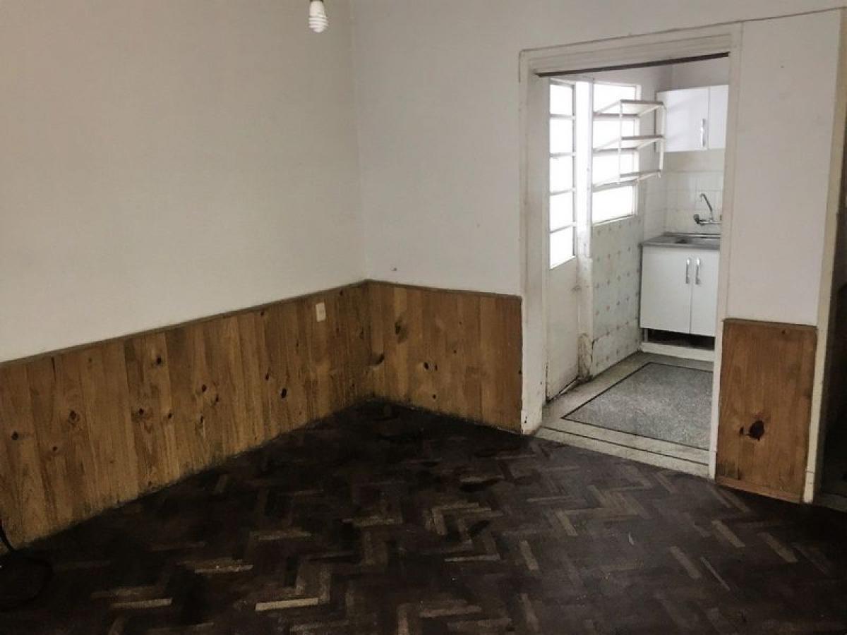 Studio in Montevideo, Uruguay No. 9281