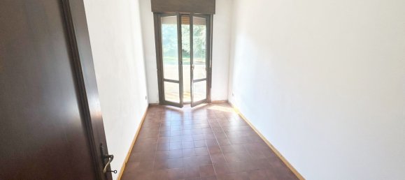 3 rooms Apartment in Arsago Seprio, Italy No. 283224 12