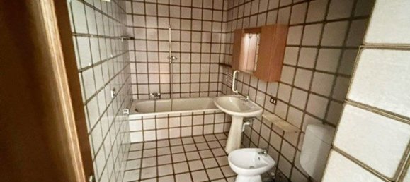 3 rooms Apartment in Arsago Seprio, Italy No. 283224 9