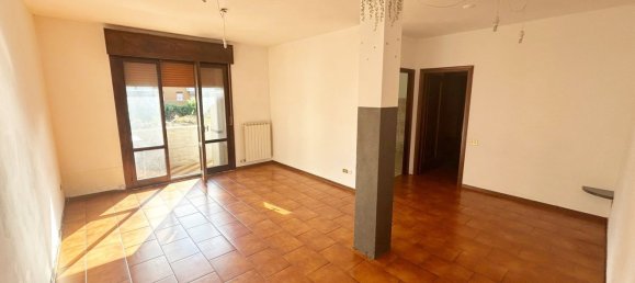 3 rooms Apartment in Arsago Seprio, Italy No. 283224 3