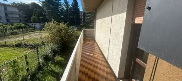 3 rooms Apartment in Arsago Seprio, Italy No. 283224 6