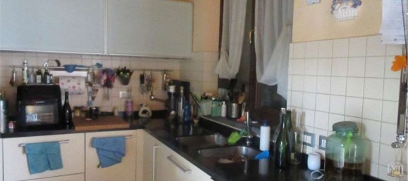 Villa de 6 divisões em Monza, Italy N.º 5352 7